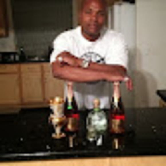 Meet your Posher, Kevin - Picture 1 of 1